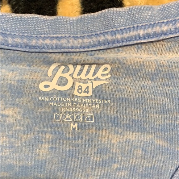 Women’s sky blue v-neck - Picture 2 of 3